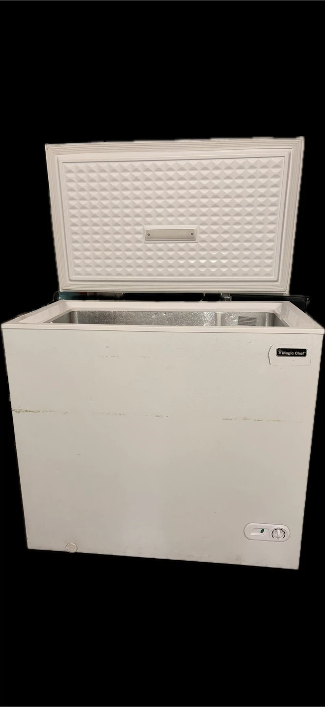 Magic Chef White Chest Freezer
