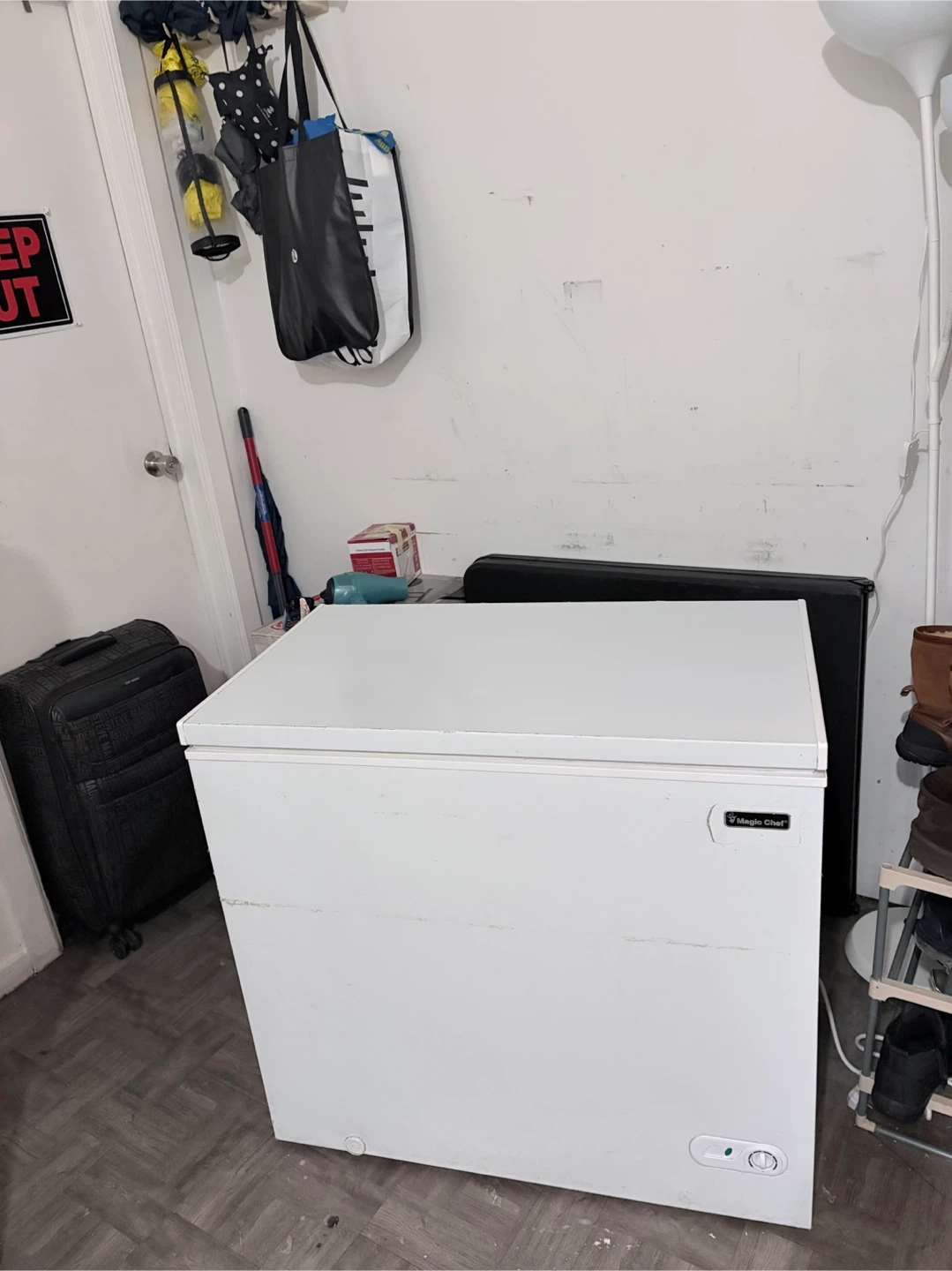 Magic Chef White Chest Freezer - photo 4