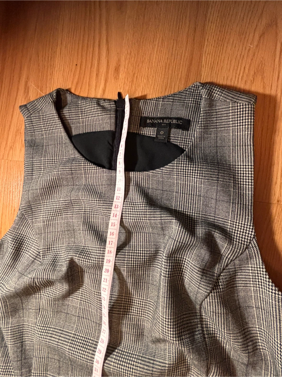 Banana Republic Grey Plaid Sleeveless Dress Size 0 - photo 4