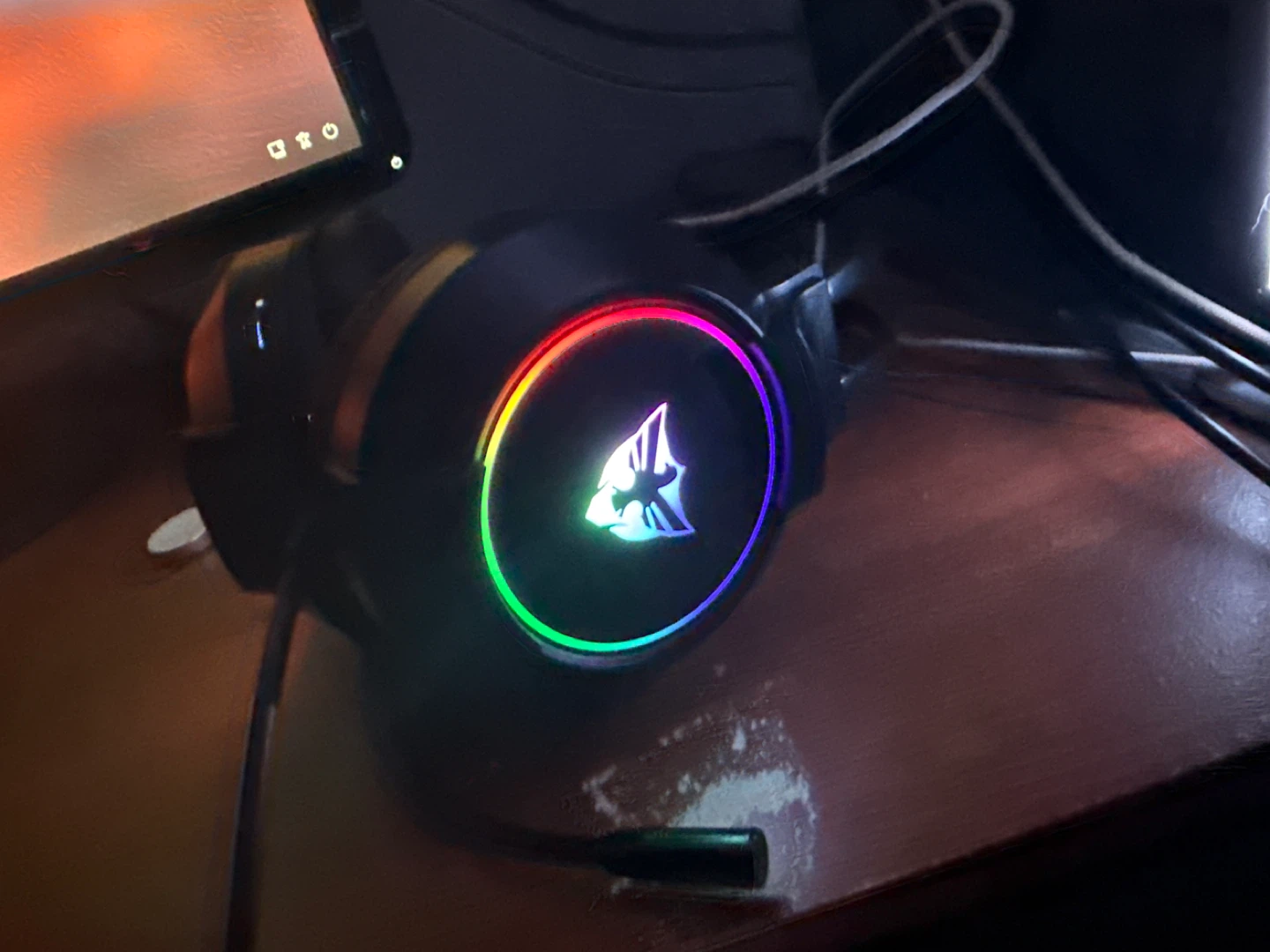 Gaming Headset, Keyboard, Mouse, and Speaker Bundle - photo 5