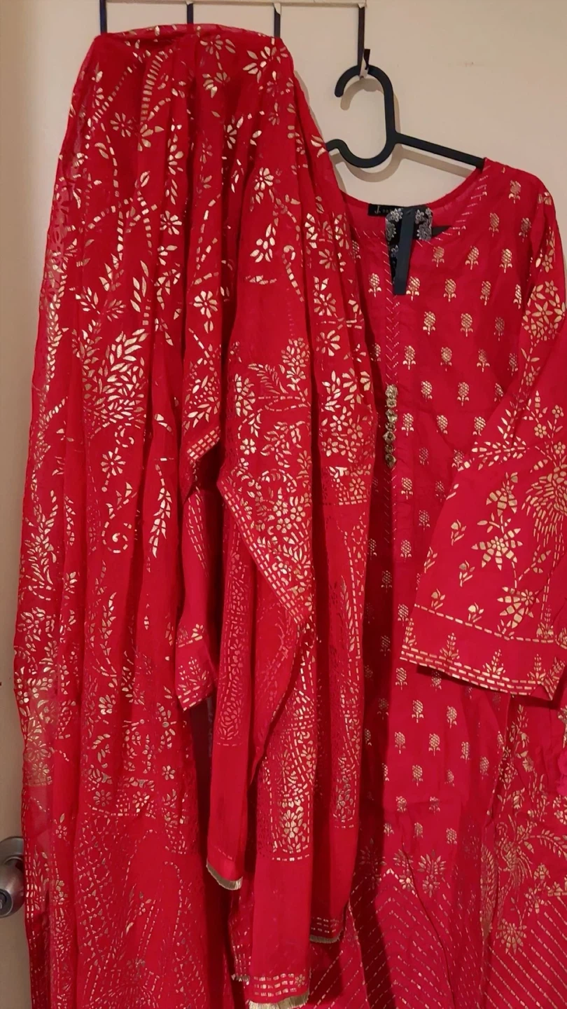 Pakistani J. Red 3 piece chikekari Kurta shalwar with Gold work