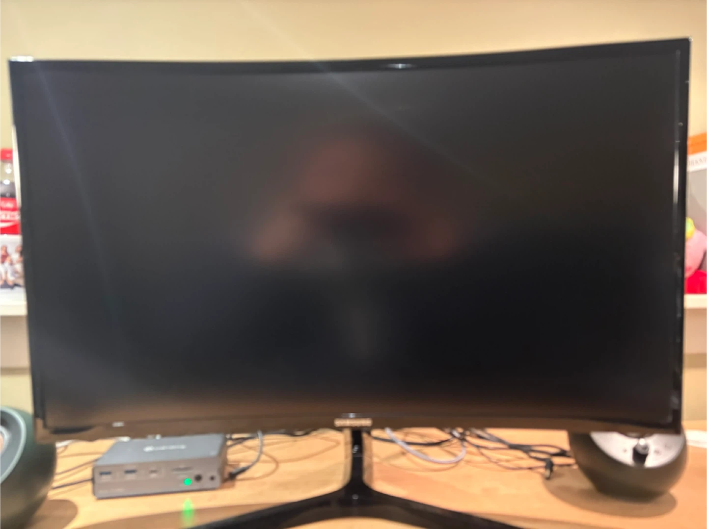 Samsung 27” Essential Curved Monitor - photo 4