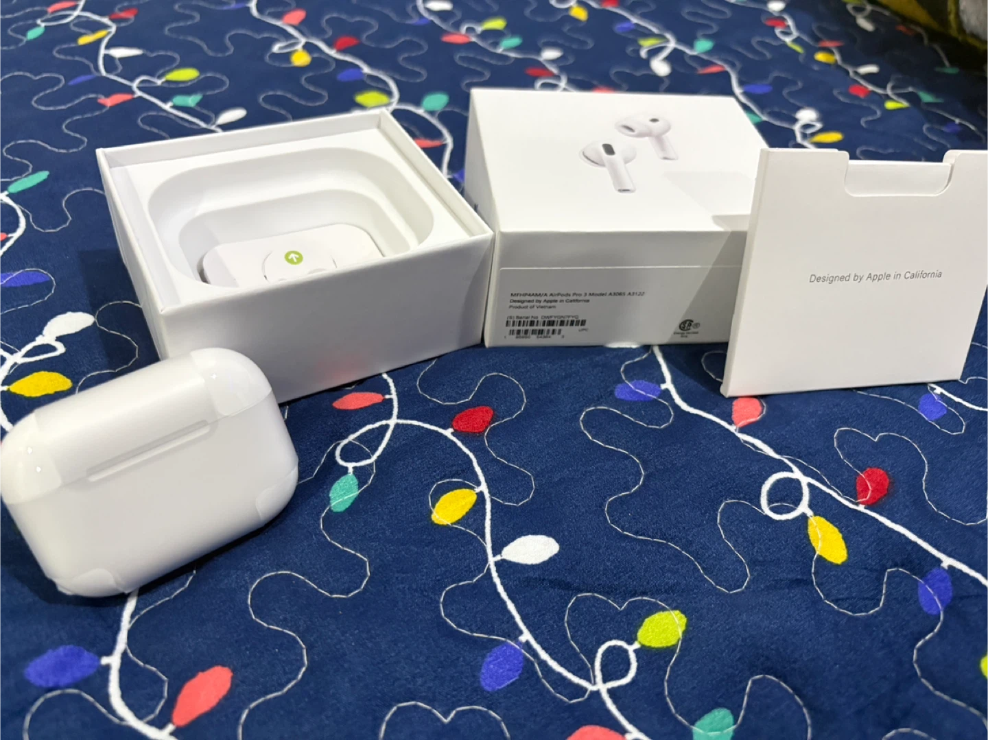 Apple AirPods Pro (3nd generation brand new