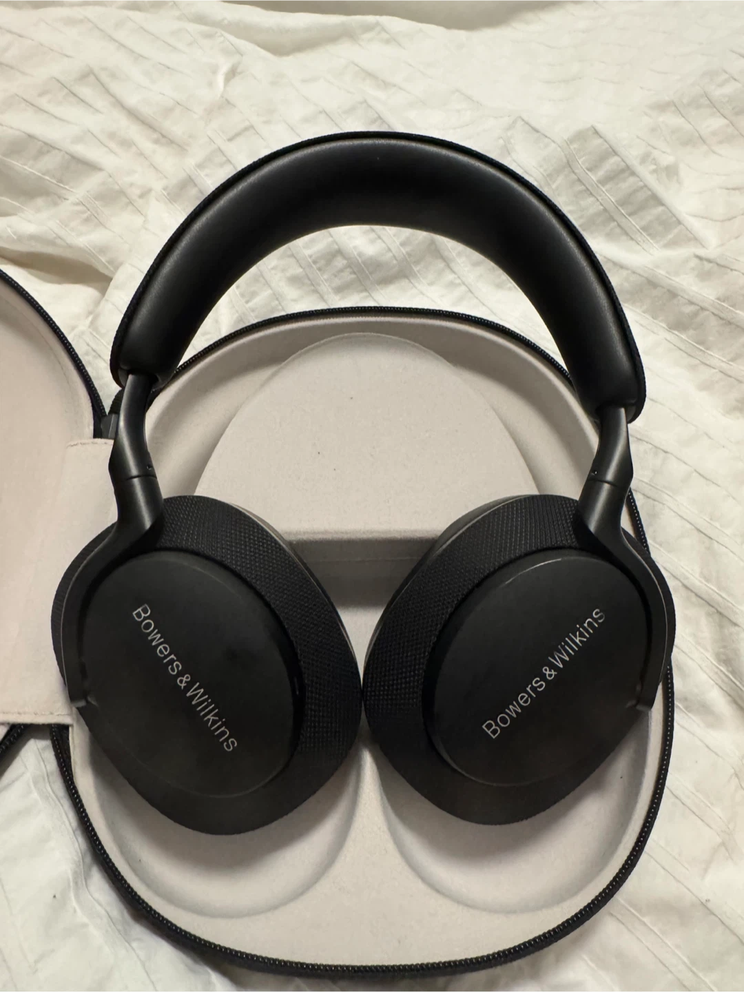 Bowers & Wilkins px7 Headphones
