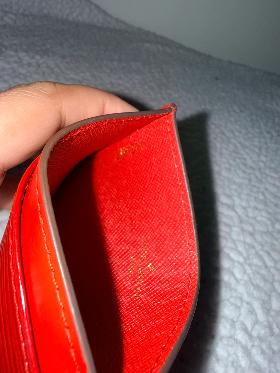 Louis Vuitton Epi Card Holder Red - photo 5