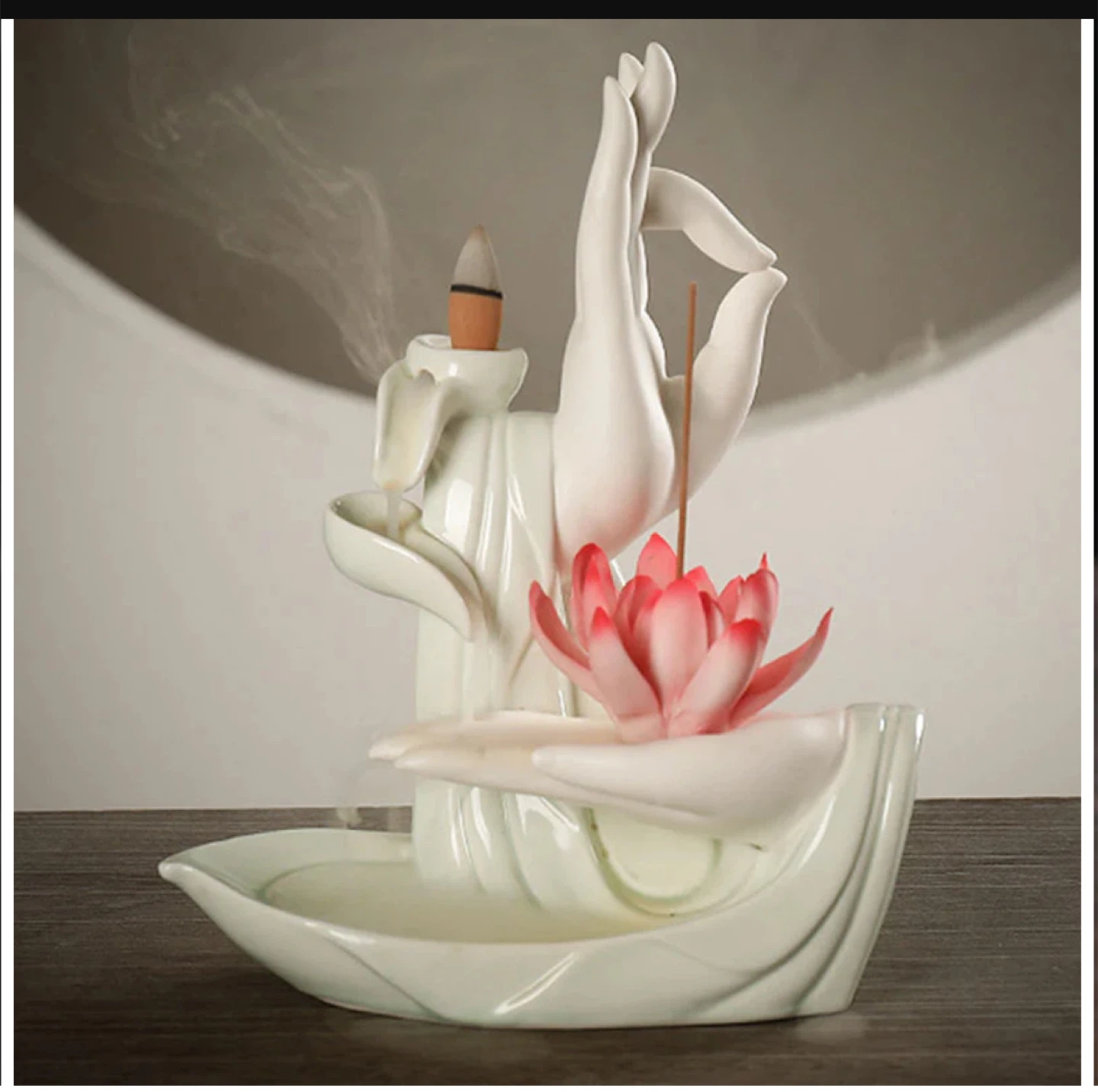 🥕Ceramic Incense Holder with Lotus Flower Design