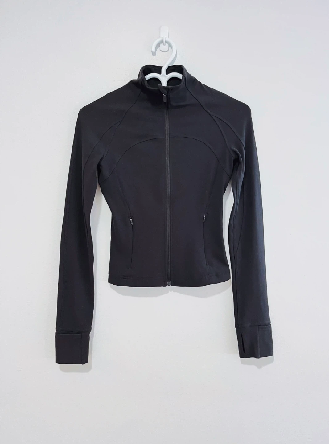 Like New Lululemon Cropped Define Jacket Black Size 2 - photo 3