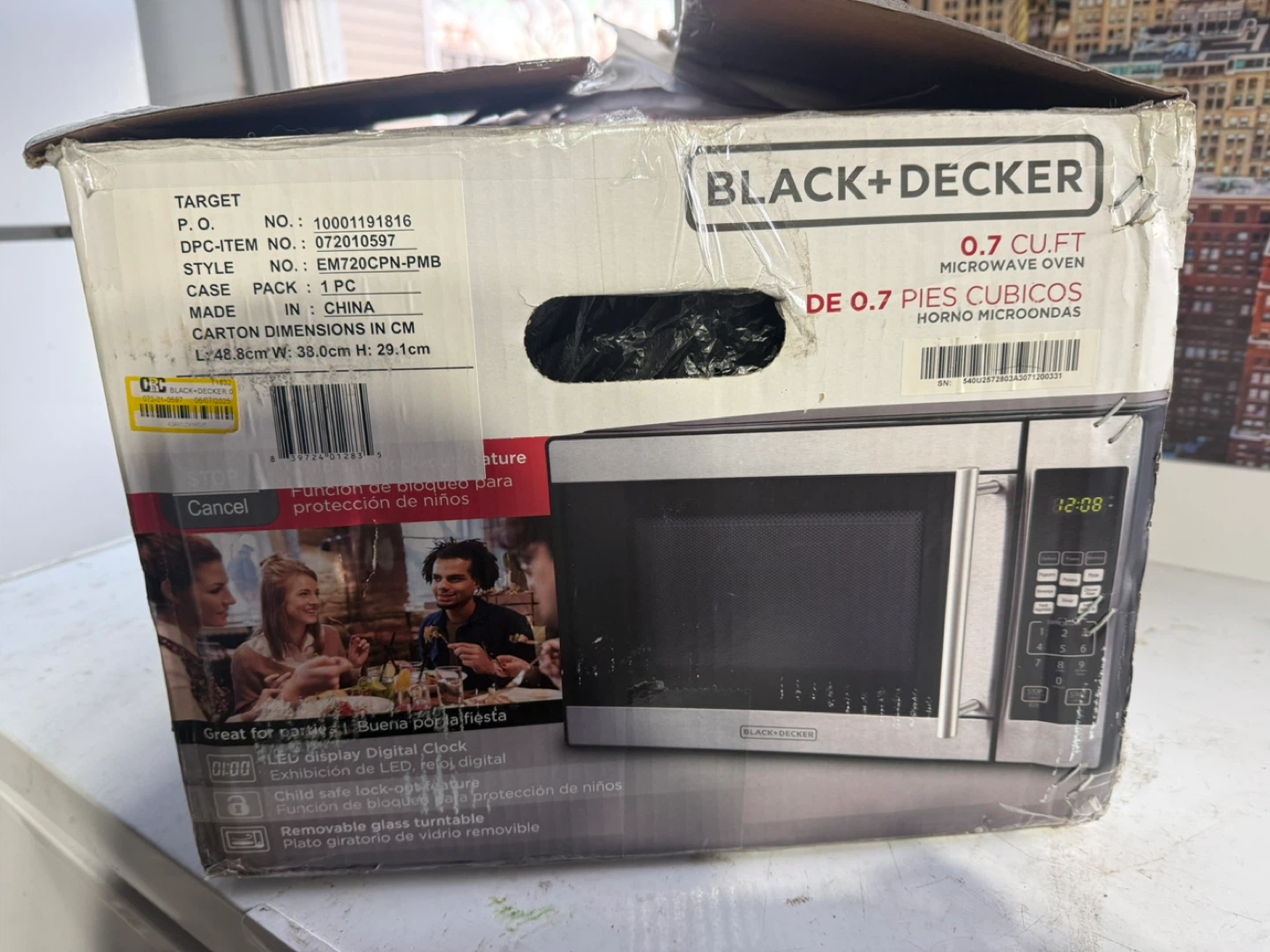 BLACK+DECKER 0.7 CU.FT Microwave Oven