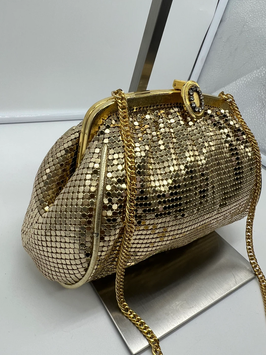 WHITING AND DAVIS Vintage Gold Chainmail Cocktail Evening Clutch - photo 4