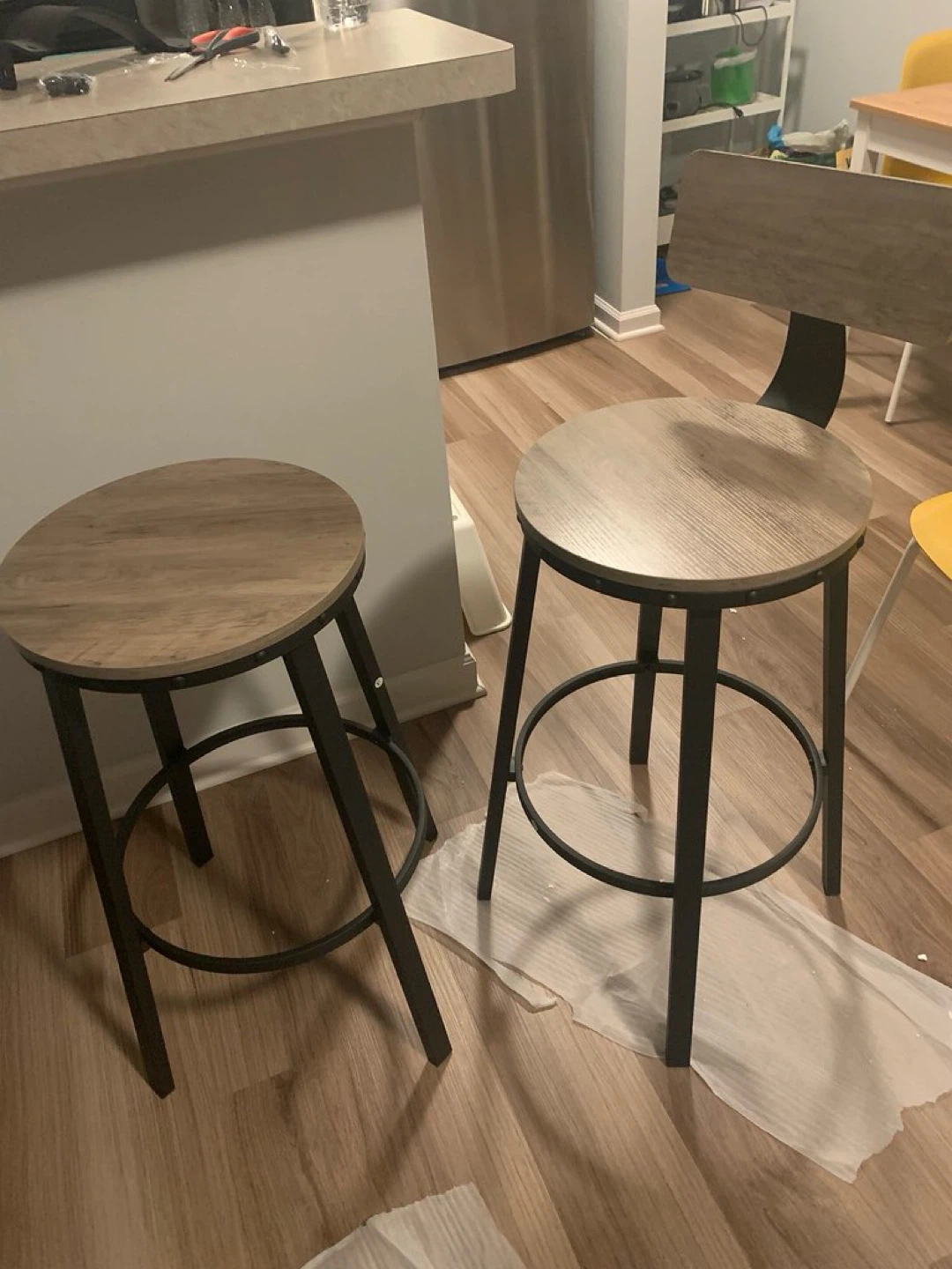 Set of 2 Wooden Top Bar Stools with Backs - photo 2