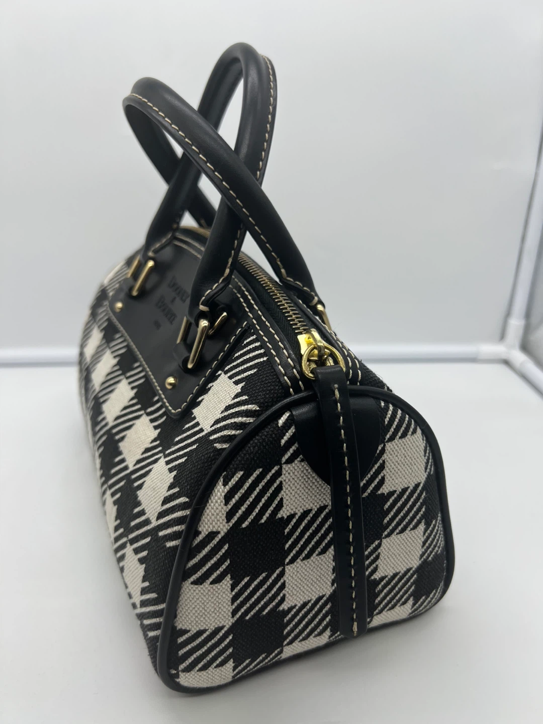 DOONEY & BOURKE Plaid Checkered Dome Small Top Handle Boston Bag - photo 2