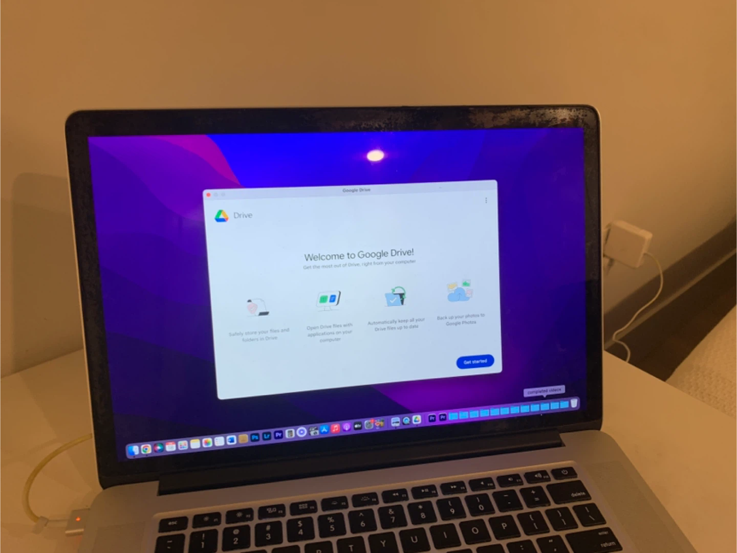 Apple MacBook Pro 15-inch Retina, Mid 2015 - photo 2