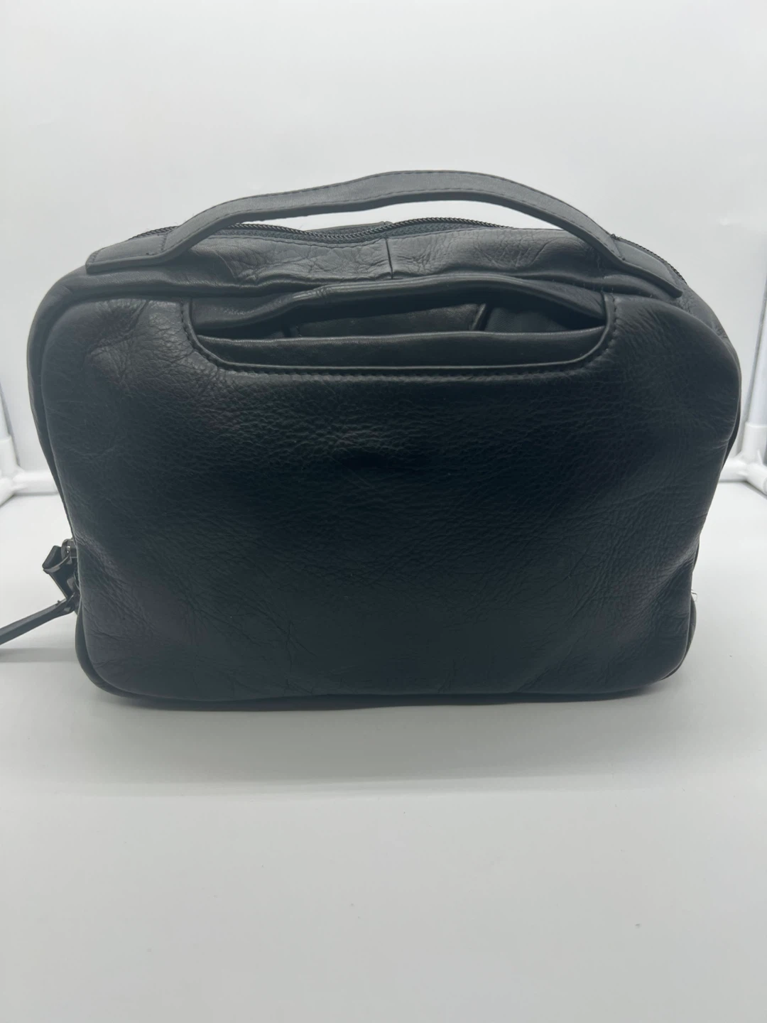 DANIER Black Leather Toiletry Bag Unisex - photo 3