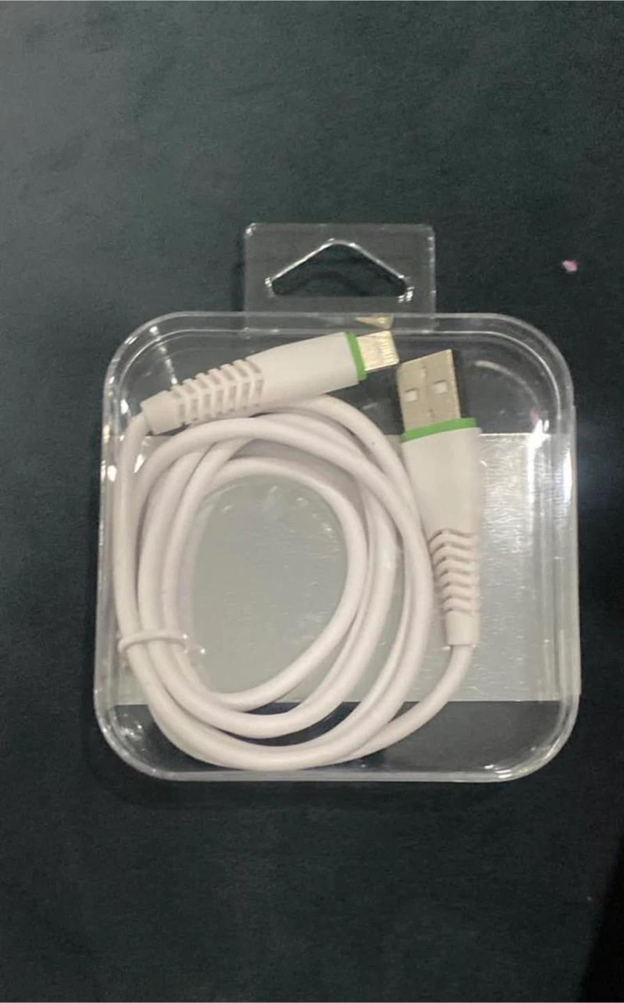 iPhone chargers - photo 2