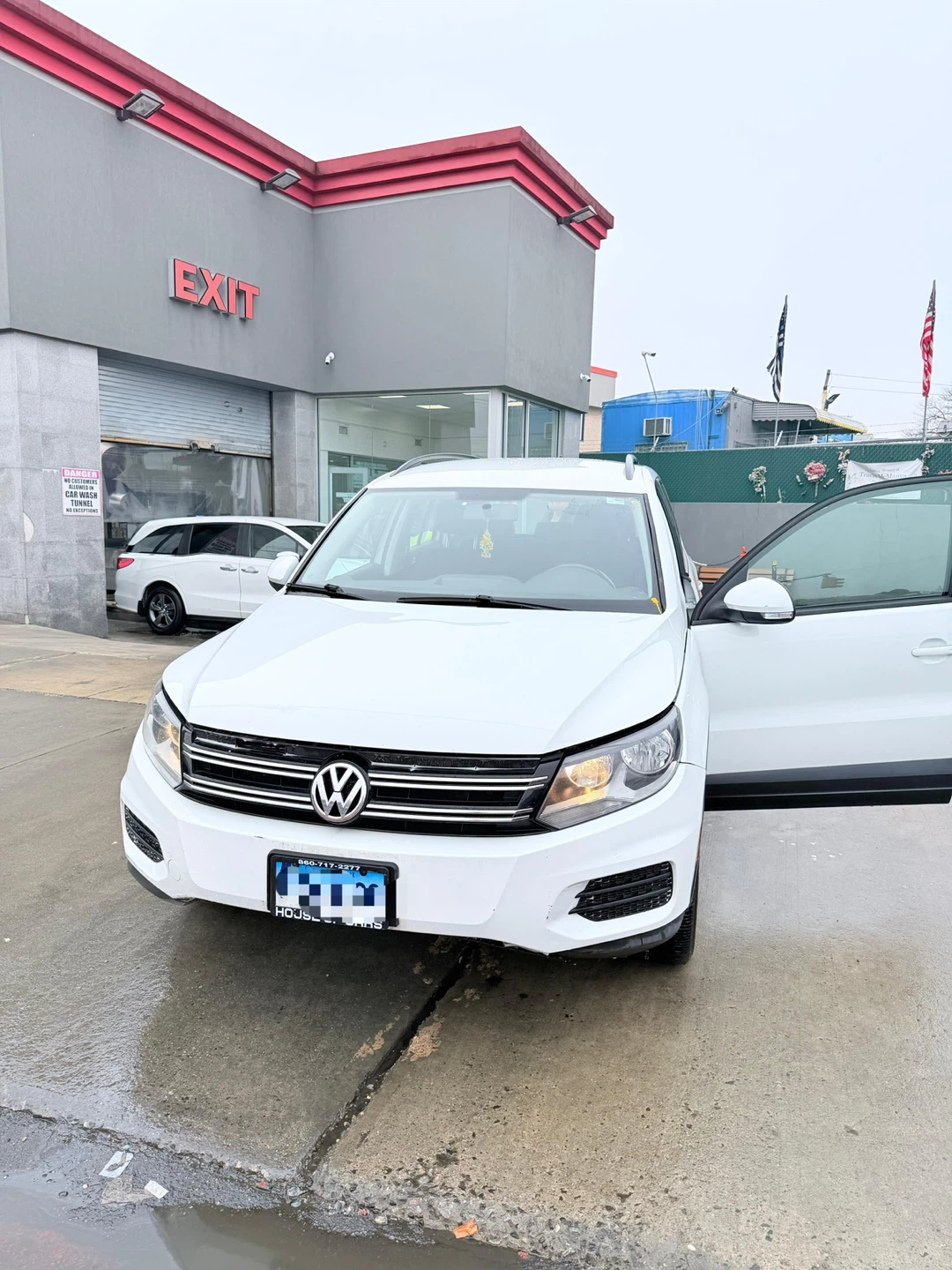 2018 Volkswagen Tiguan Limited SUV