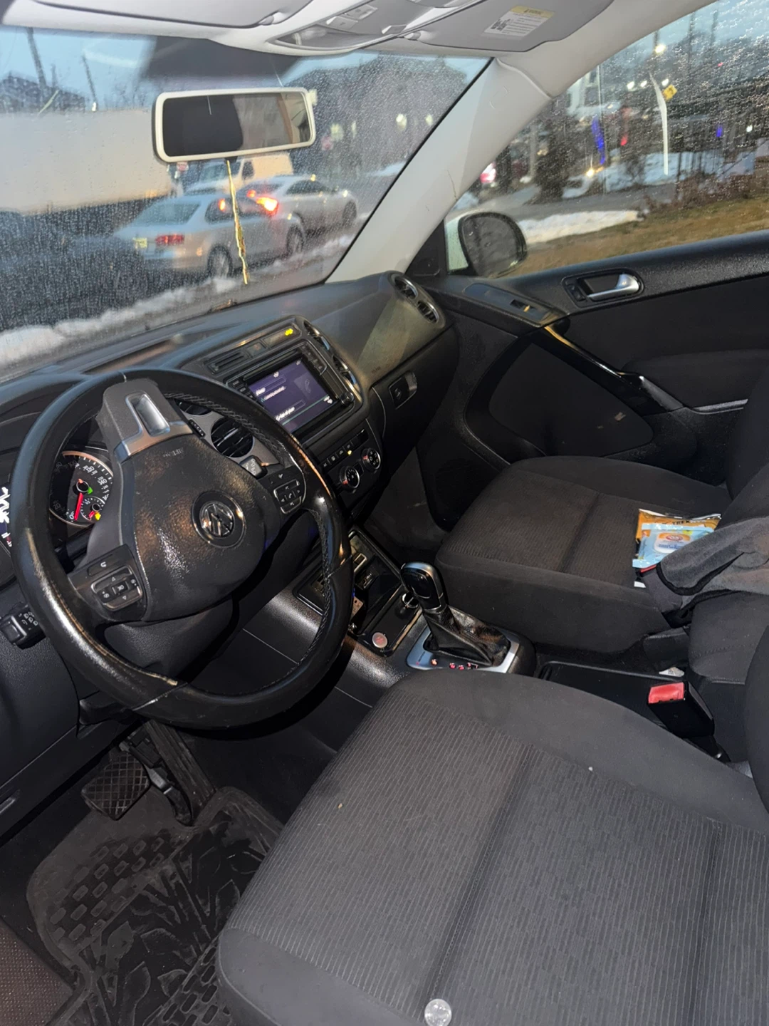 2018 Volkswagen Tiguan Limited SUV - photo 4