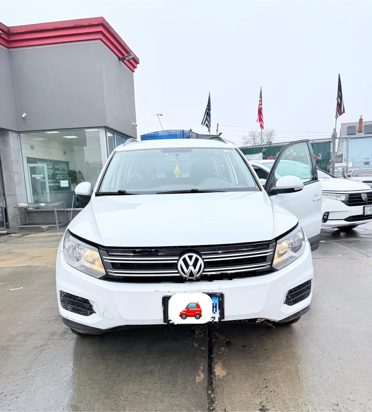 2018 Volkswagen Tiguan Limited SUV - photo 3
