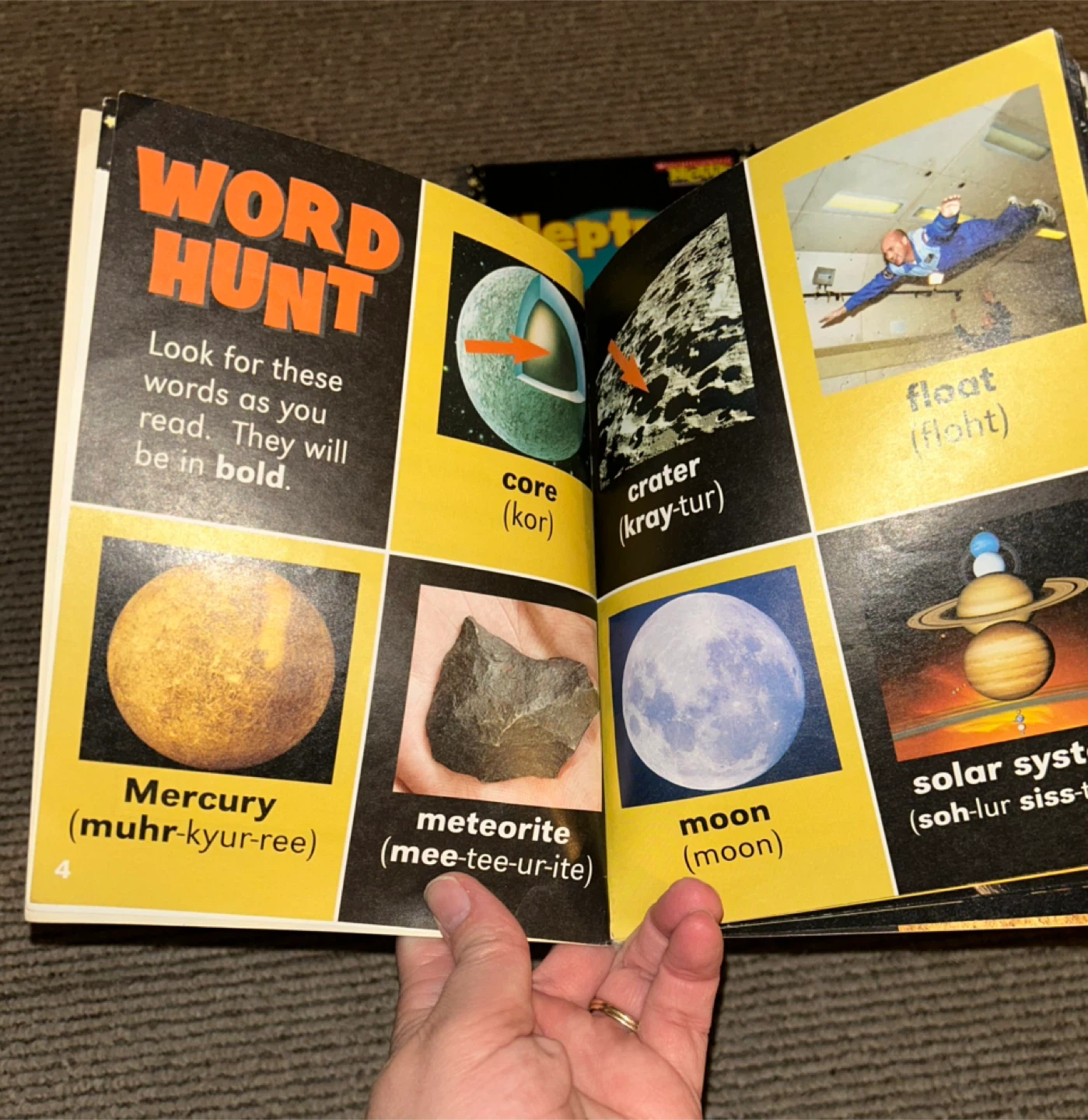 Scholastic News Early Reader Space Books Lot - photo 2