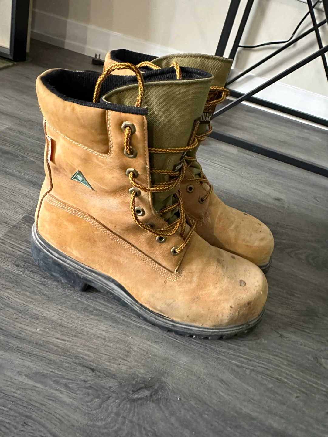 Kodiak Work Boots Size 110W - photo 3