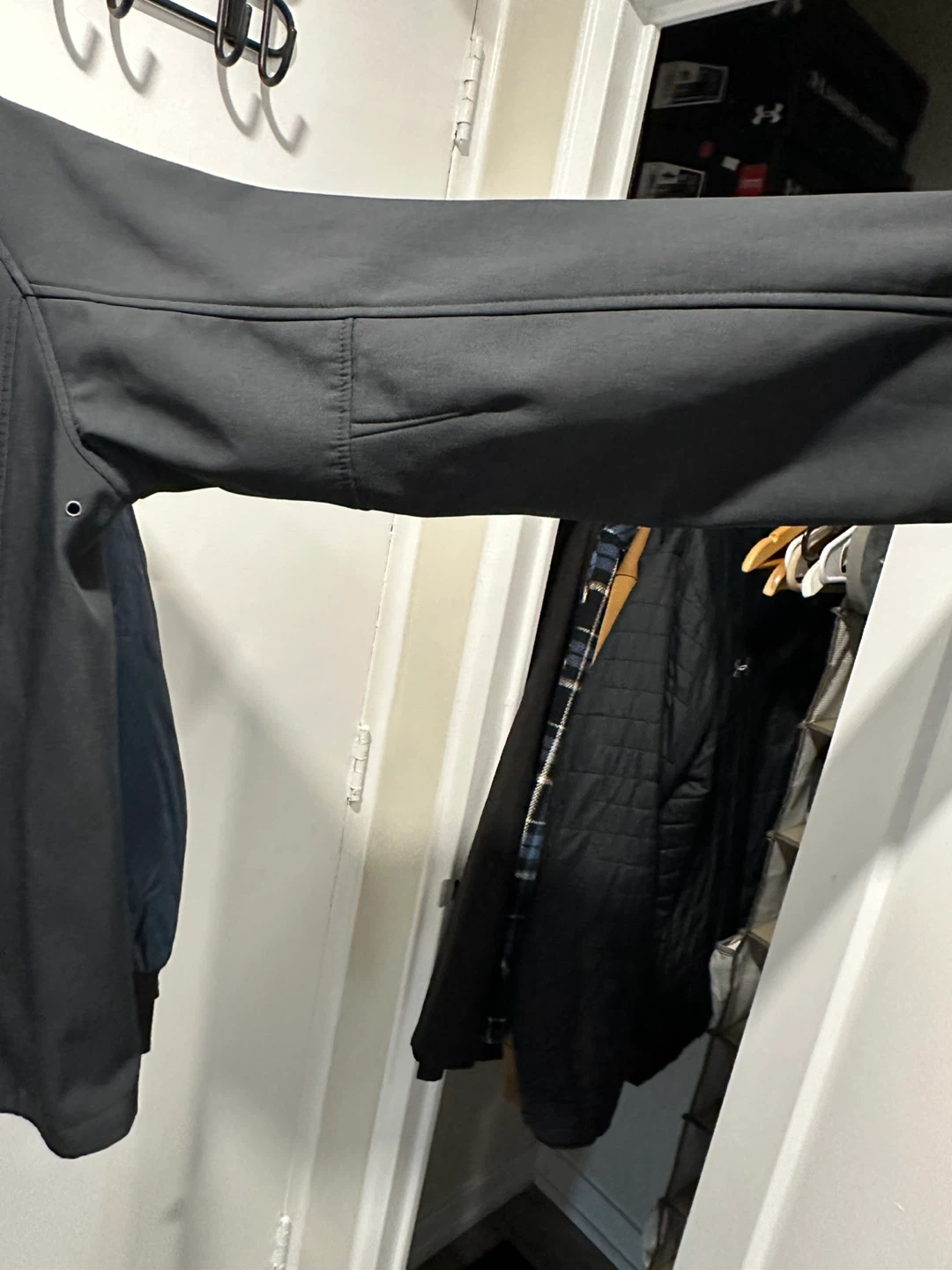 Black Hooded Softshell Jacket - photo 4