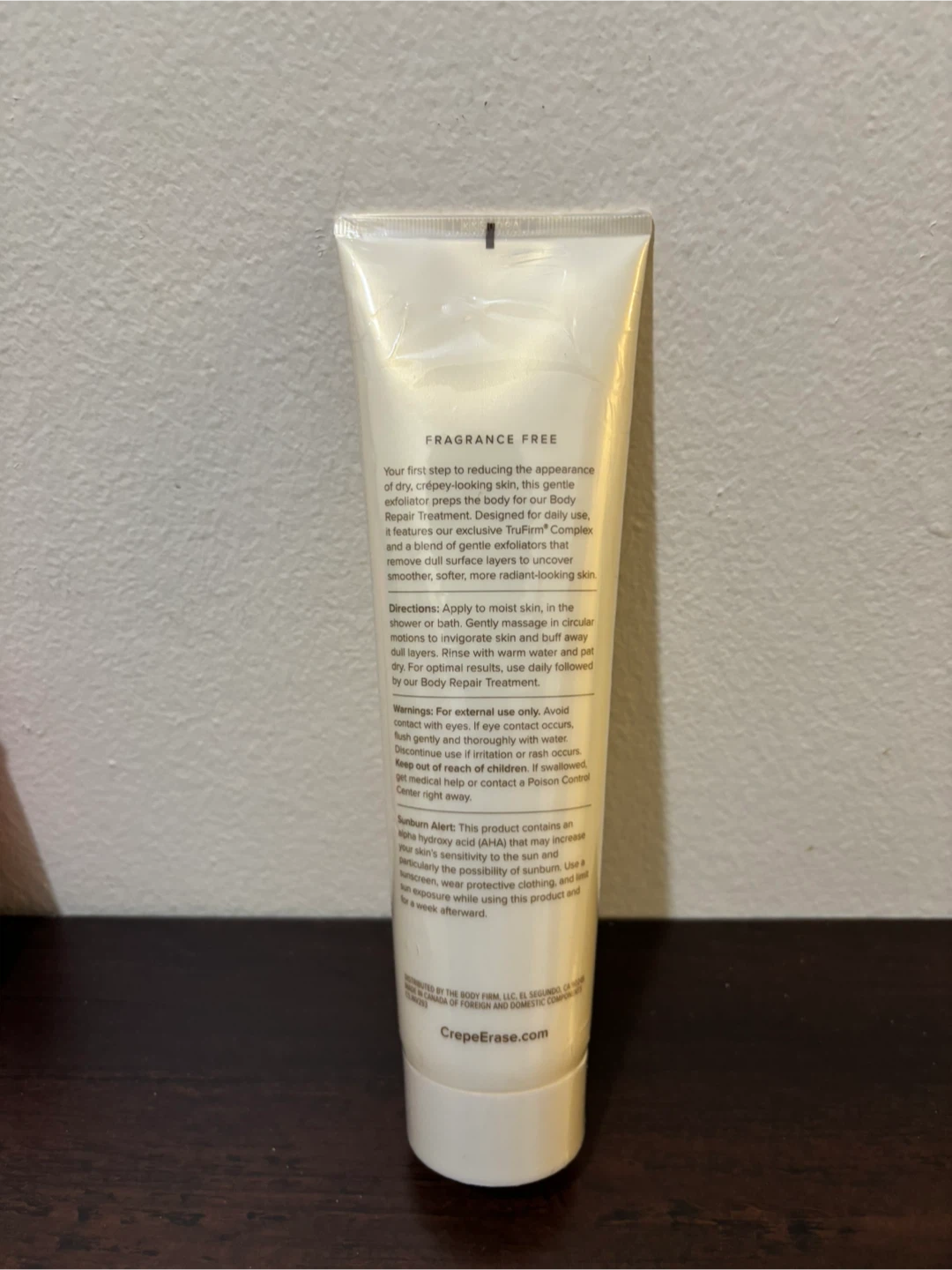 NEW-Crepe Erase Body Refining Exfoliant 10 FL. OZ. - photo 2