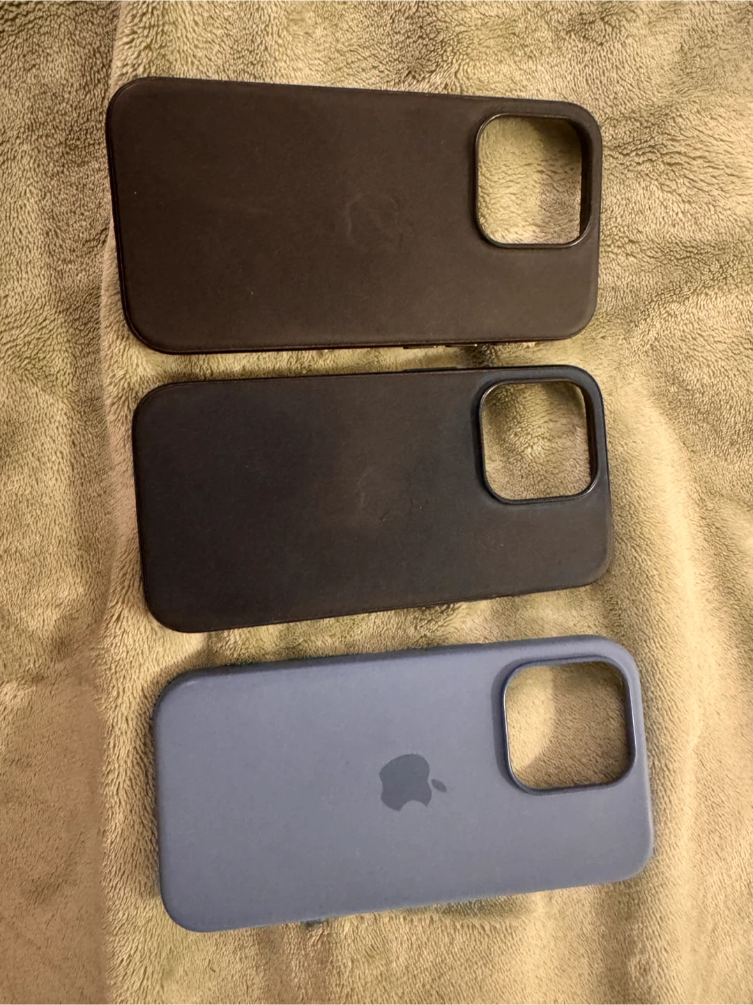 Used - iPhone 15 Pro Original Apple Case