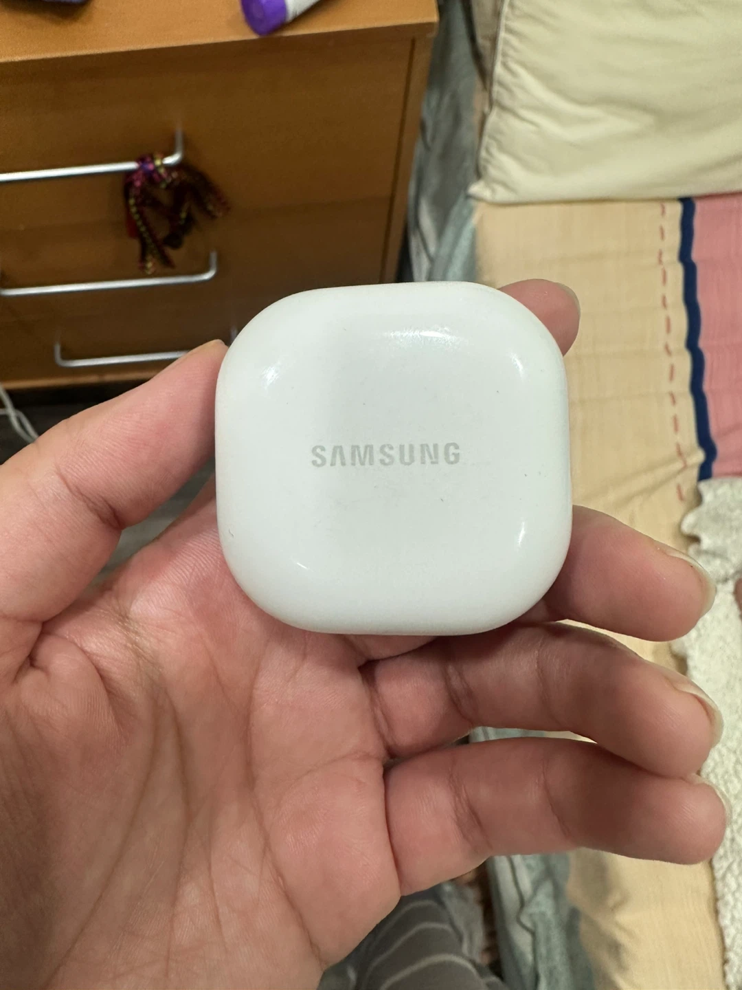 Samsung Galaxy Buds Pro Charging Case