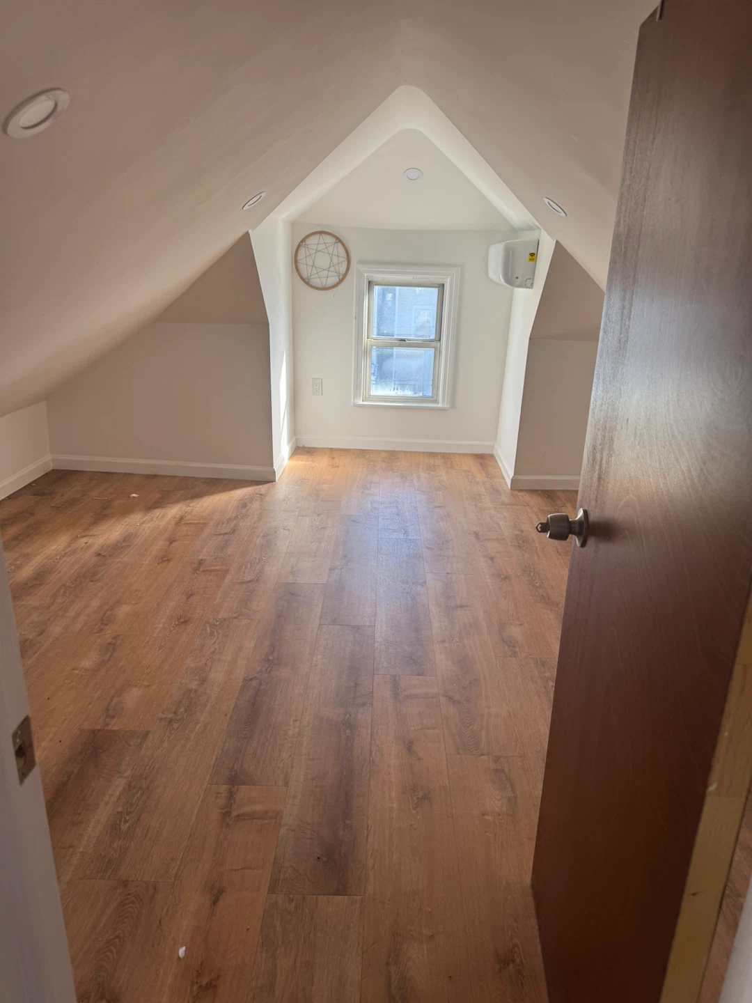 Alquiler de un Departamento con 2 habit ( Ático ) - photo 2