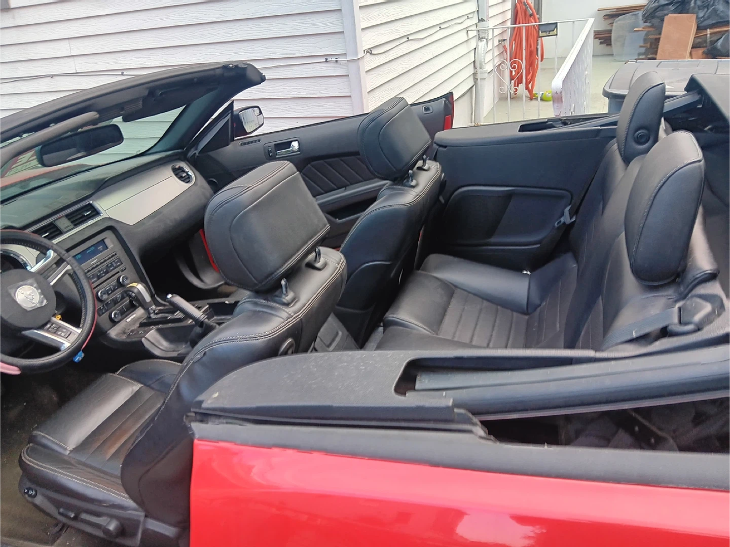 Red Ford Mustang Convertible - photo 4