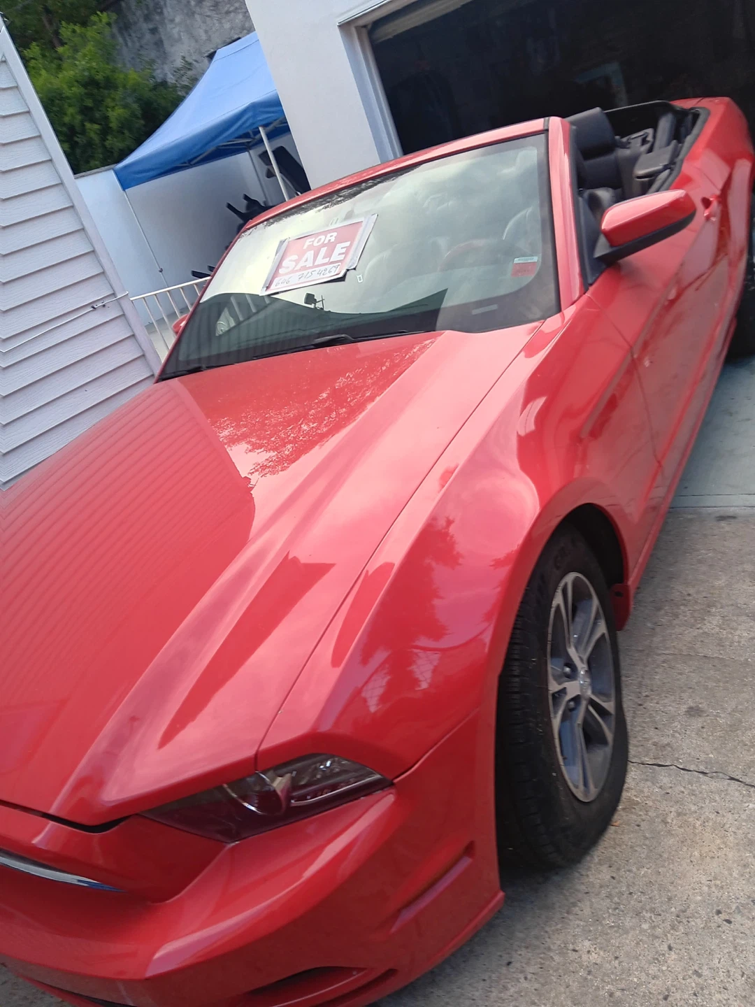 Red Ford Mustang Convertible - photo 2