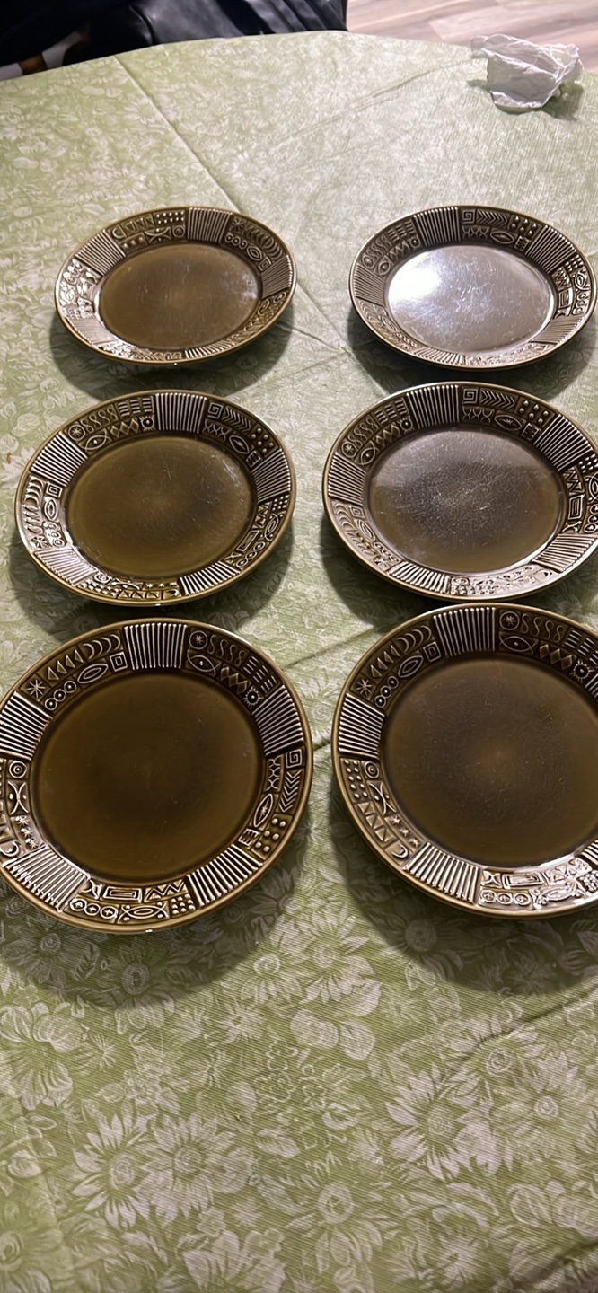 Set of 6 Vintage Mid-Century Amber Brown Plates (7")