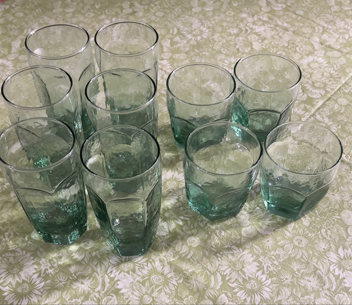 💎 Stunning 10-Piece Vintage Emerald Green Glassware Set 💎 - photo 3
