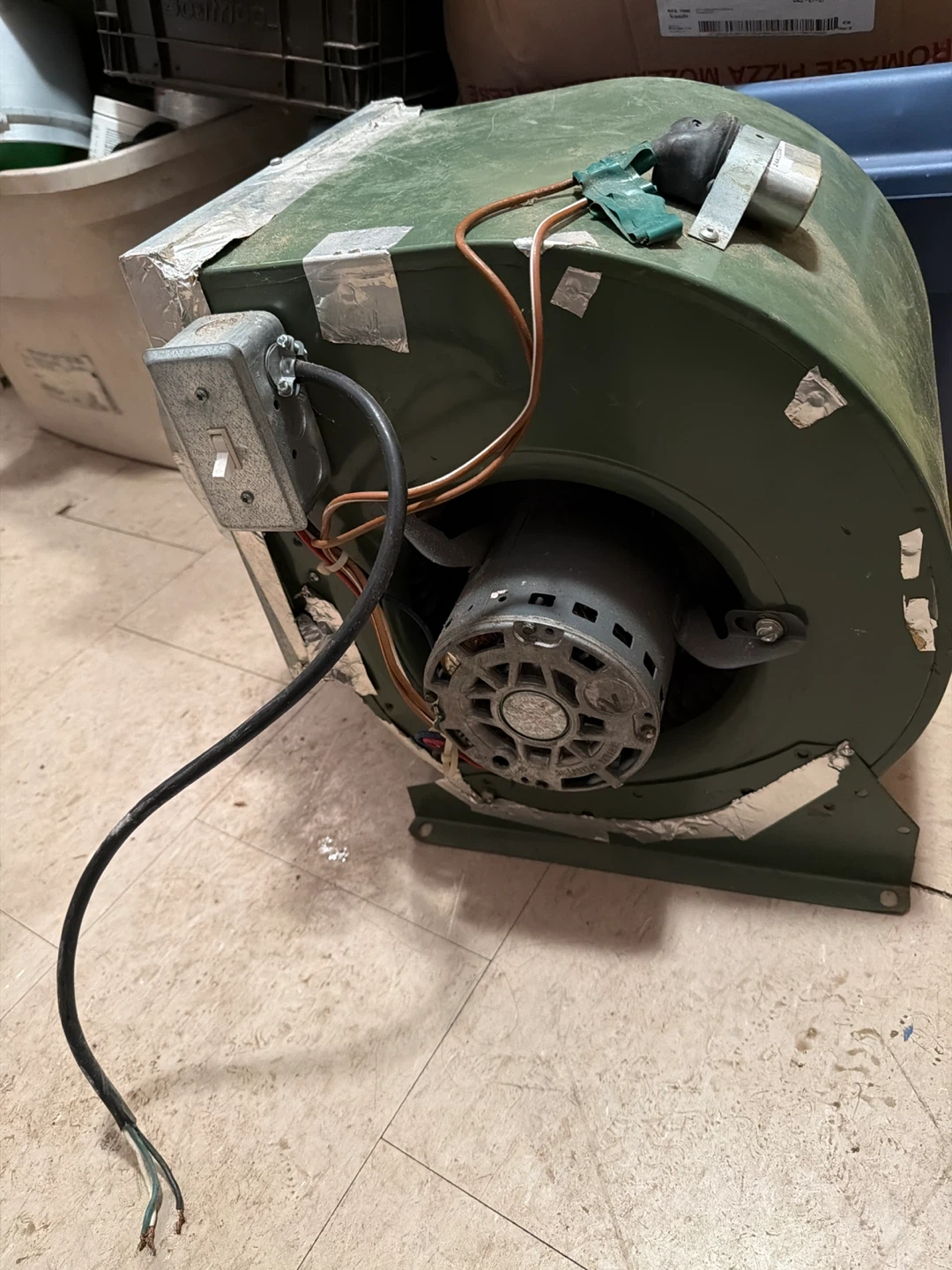 Green Metal Blower Fan Unit