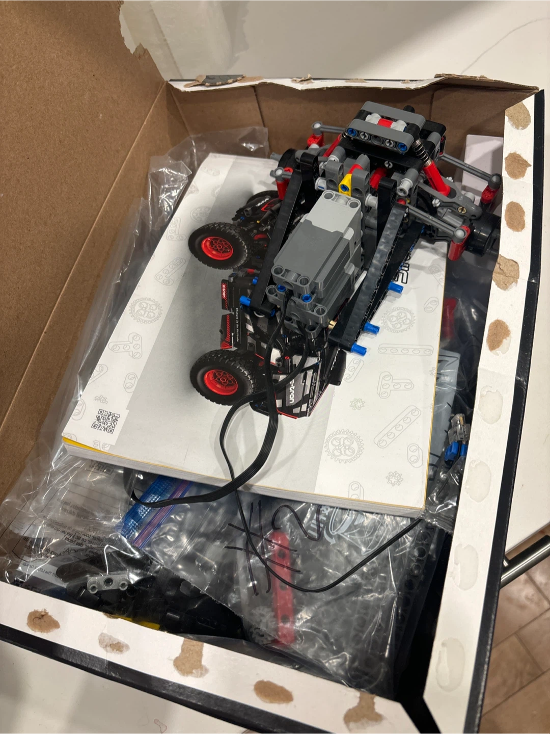 LEGO Technic Audi e-tron GT Remote Control Toy Car - photo 2