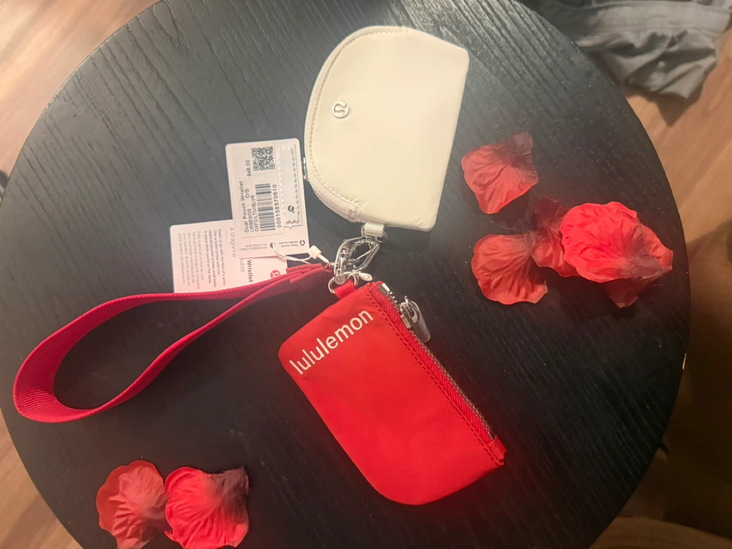 Lululemon Dual Pouch Wristlet Red/Cream