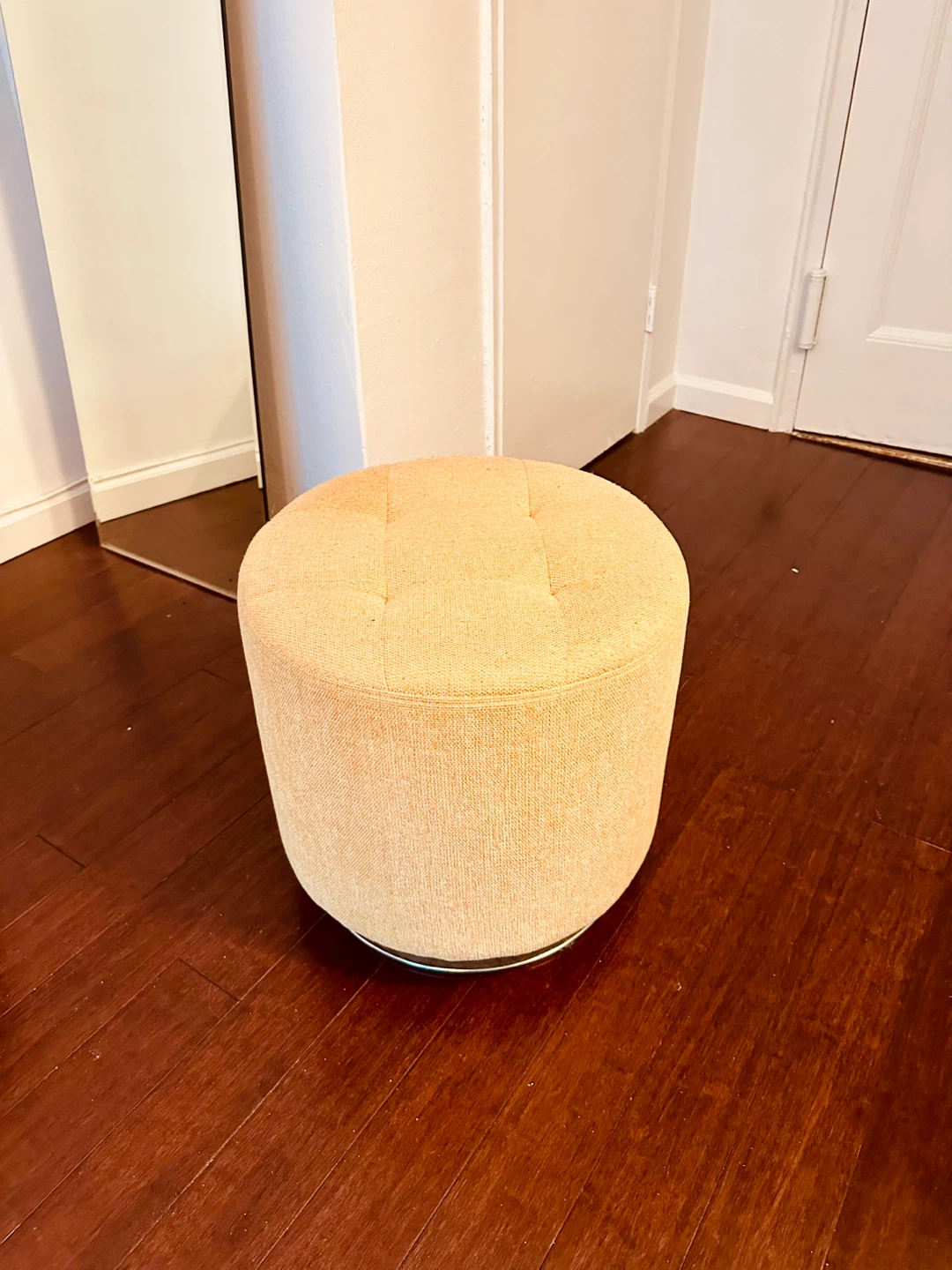 Tufted Round Ottoman Footstool