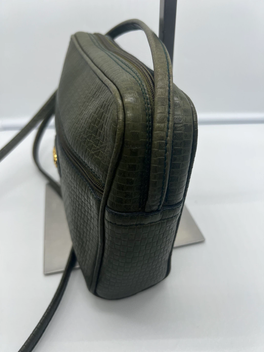 CELINE PARIS VINTAGE Army Green Leather Crossbody Bag - photo 4