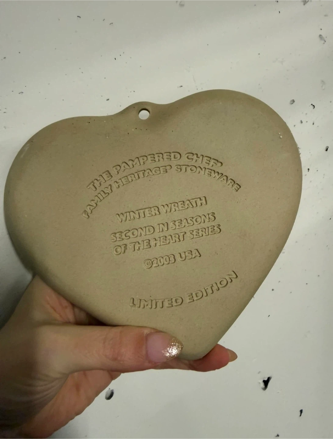 New Pampered Chef Winter Wreath Heart Stoneware Limited Edition - photo 2