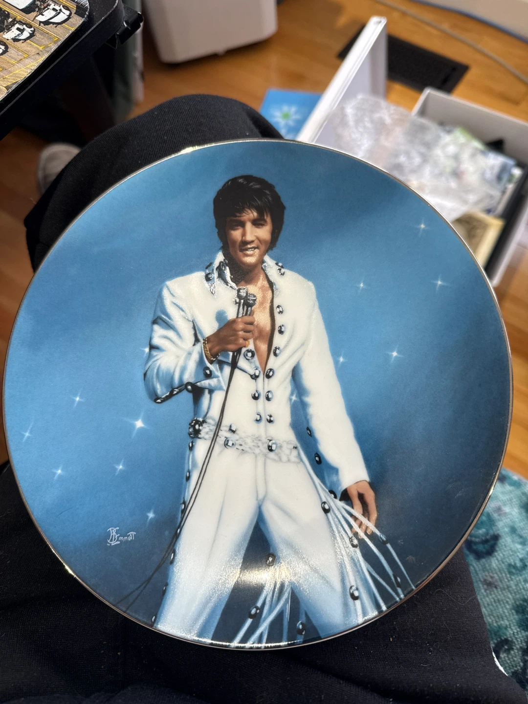 Elvis Presley "King of Las Vegas" Collector Plate