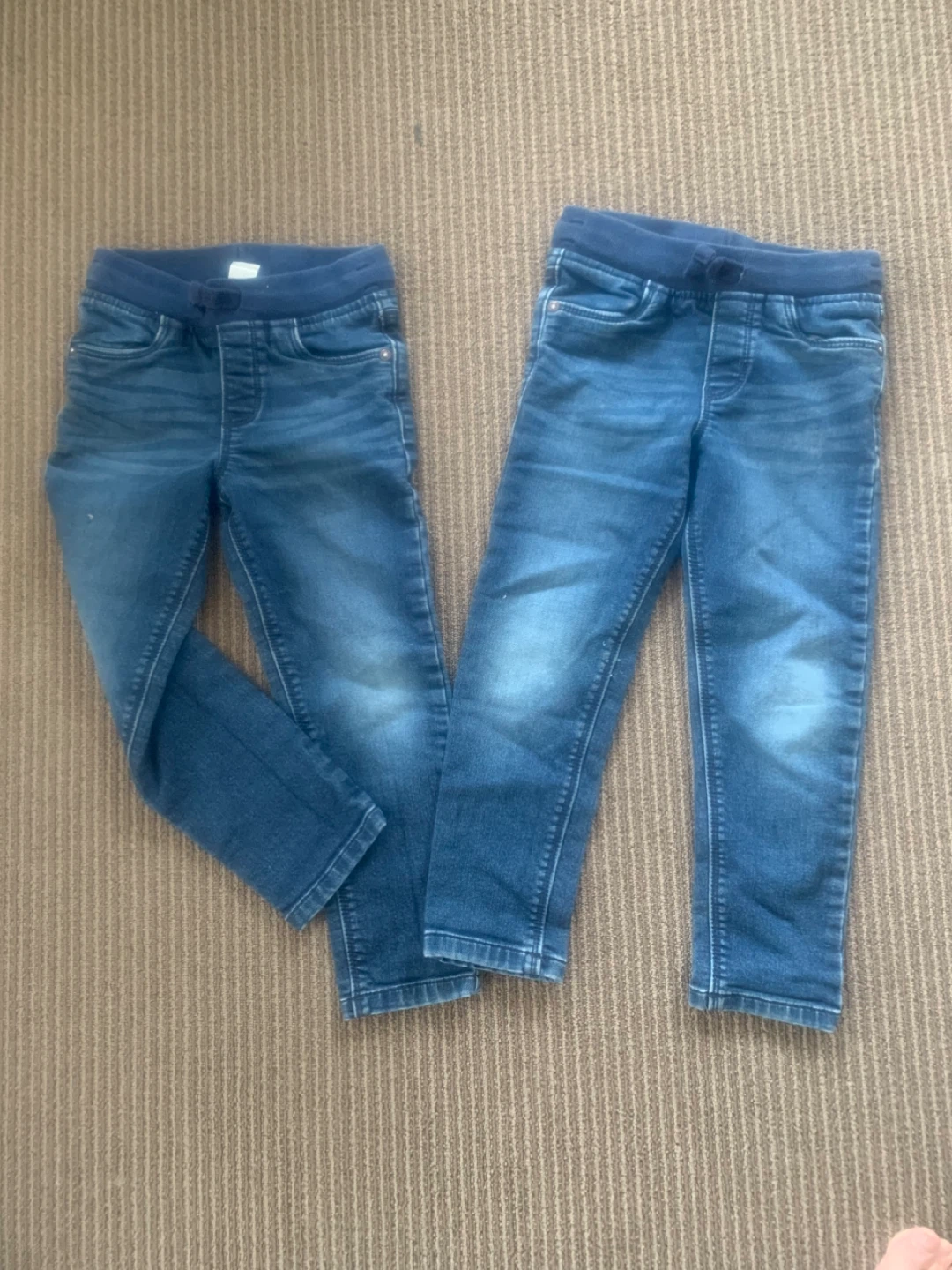 OshKosh B'gosh Denim Overalls & Jeans Set - Size 5T - photo 3