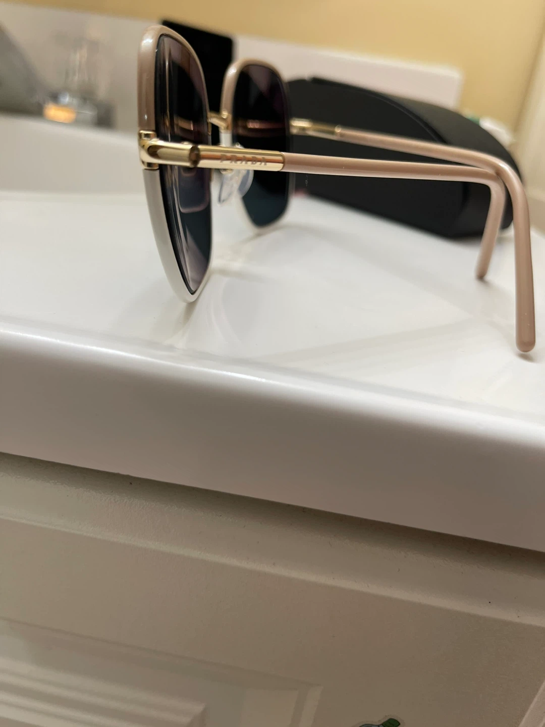 Prada Sunglasses - photo 4