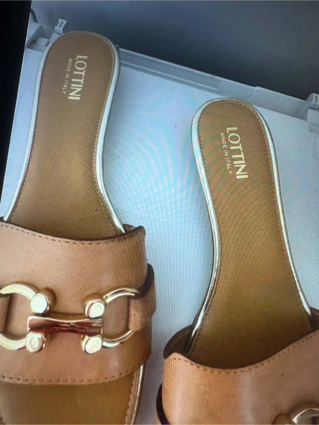LOTTINI Sandales plates en cuir, T. 40 - photo 2