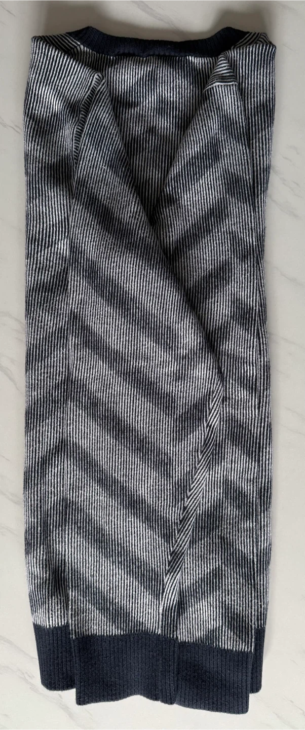 Armani Exchange V-Neck Striped Sweater - photo 2