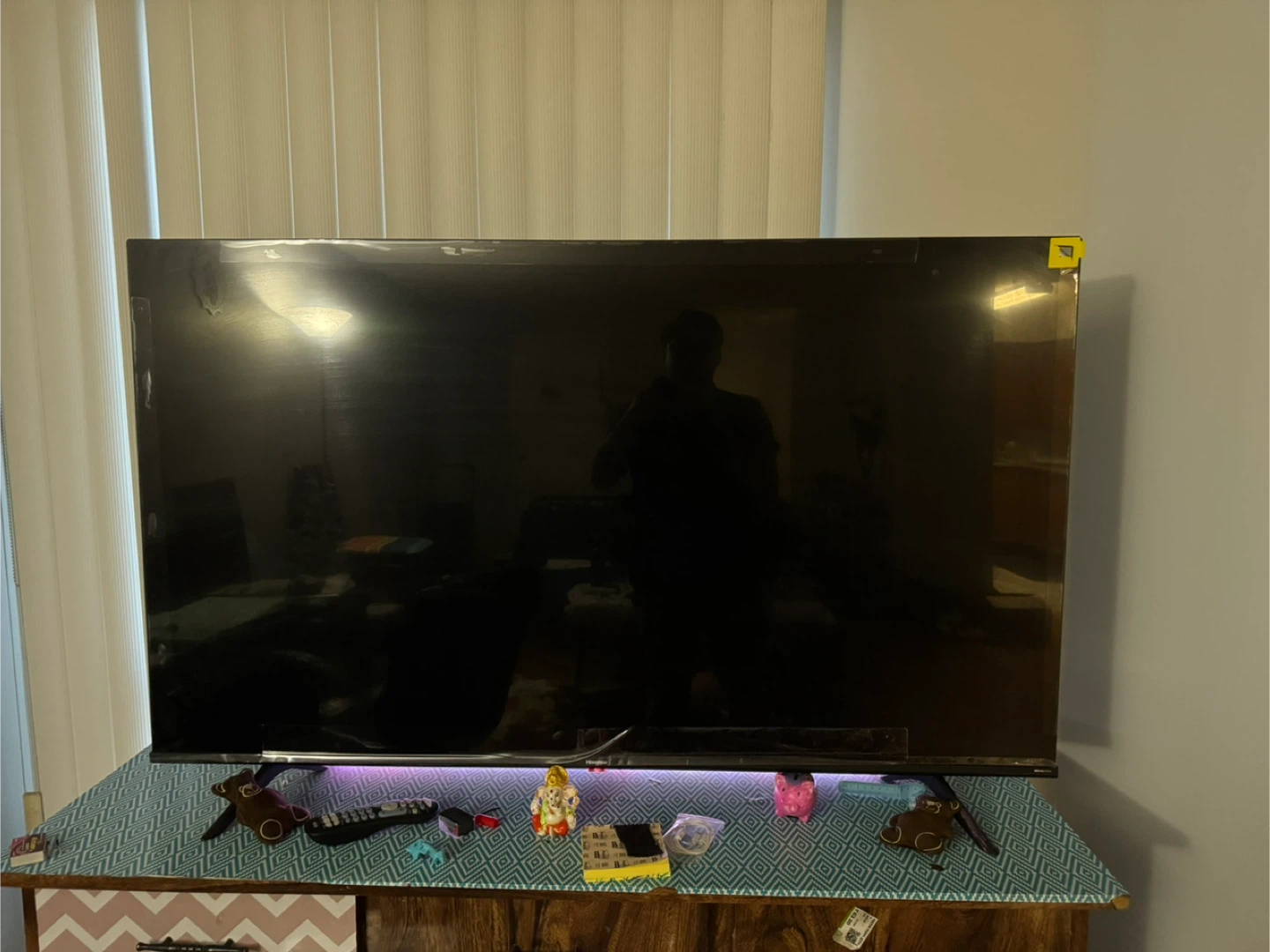 Hisense 55" A6 Series UHD 4K Smart TV - photo 2