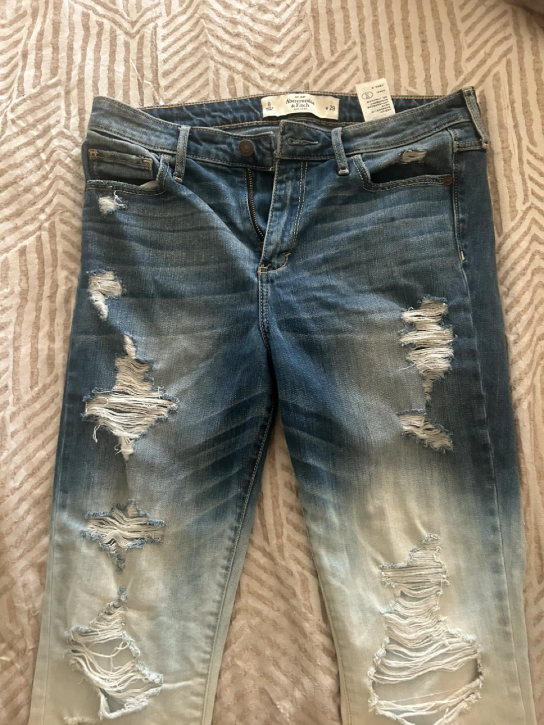 Abercrombie & Fitch Distressed Jeans Size 8 W29