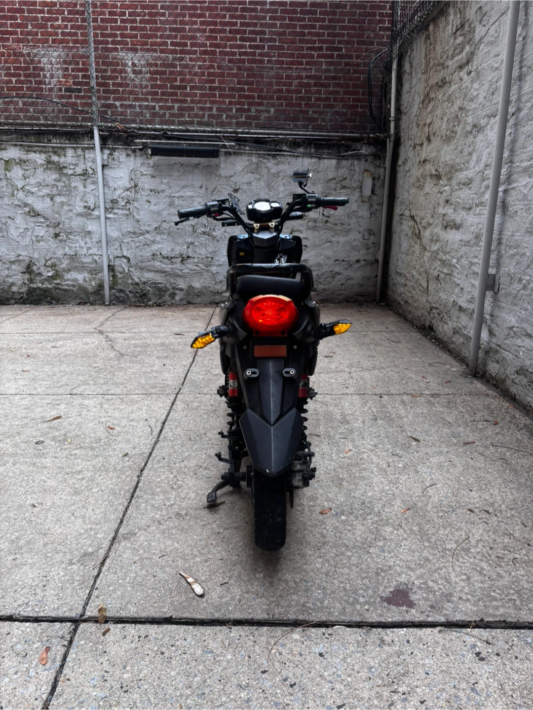 Electric Scooter/Moped - photo 2