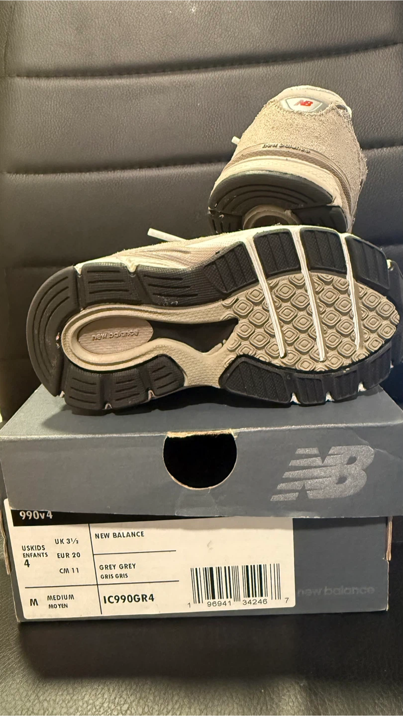 New Balance 990v4 Kids Sneakers Size 4 Grey - photo 2