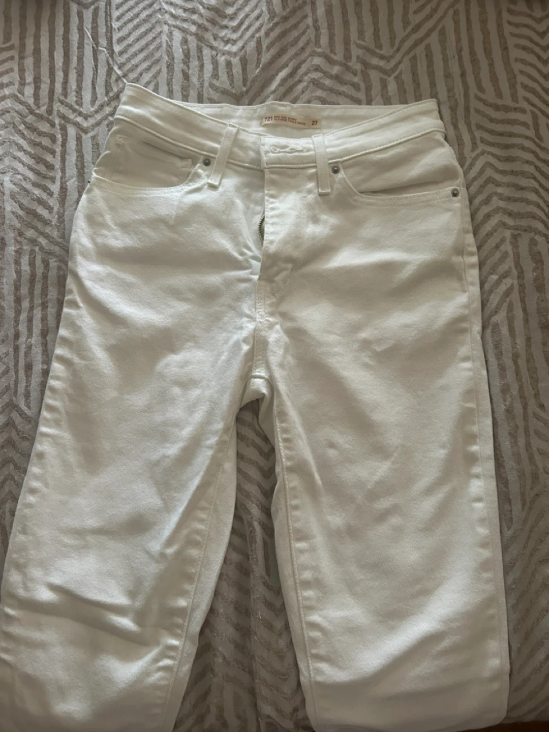 Levi’s ALL WHITE  high rise skinny jeans - photo 2