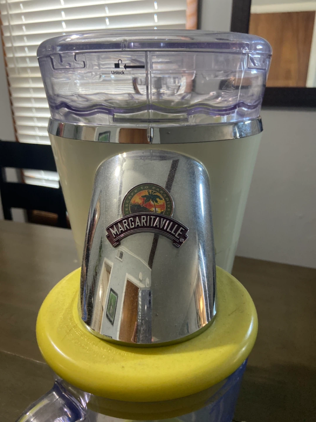 Margaritaville Bahamas Frozen Concoction Maker 36oz Capacity - photo 3