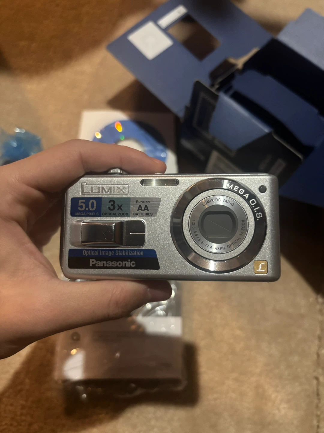 Panasonic Lumix DMC-LS2 Digital Camera - photo 3